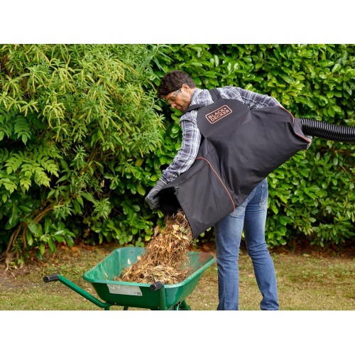 Aspiratore e Soffiatore Black&Decker con Sacco per Foglie e Rastrello