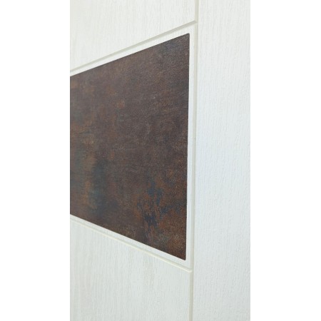 Pannello da Esterno in Vetroresina Bianco con Inserti Corten Noce