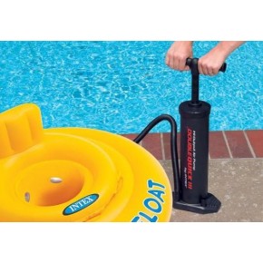 Pompa di Gonfiaggio manuale multiuso Intex 2