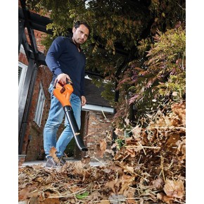 Soffiatore a Batteria Ricaricabile Litio 18V Tubo Black & Decker Foglie Giardino 2
