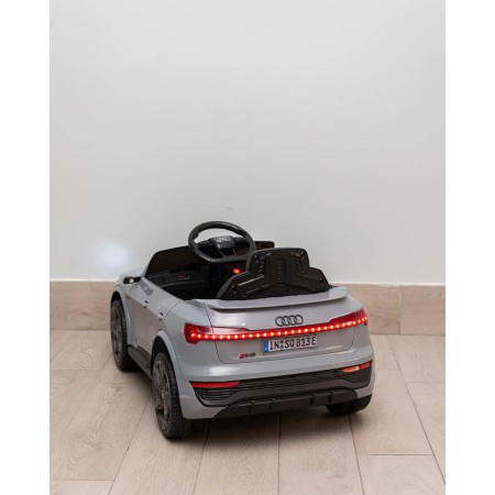 Macchina Elettrica per Bambini Audi Q8 Nero 12V