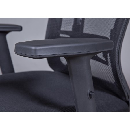 Sedia da Ufficio Nera in Rete Ergonomica con Ruote
