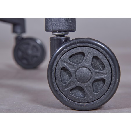 Sedia da Ufficio Nera in Rete Ergonomica con Ruote