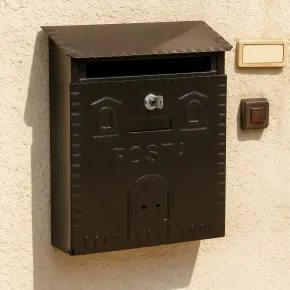 Cassetta Lettere Ferro Battuto Nero da Esterno con Spazio Riviste 2