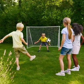 Porta Calcio da Giardino per Bambini in Metallo Rete Impermeabile 2