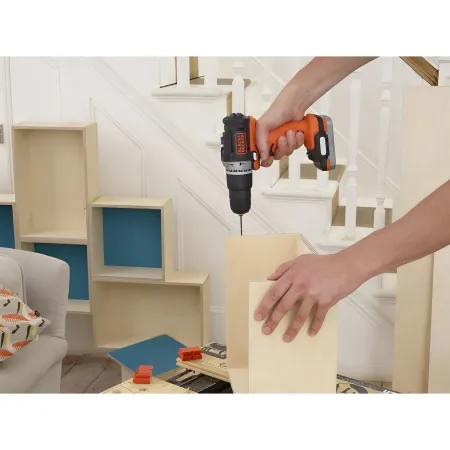 Trapano Avvitatore Black & Decker a Percussione 2V 1,5Ah LED con Borsa