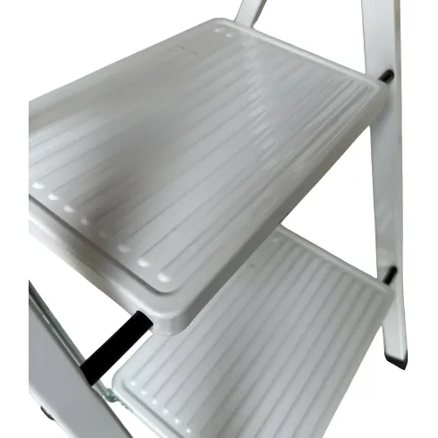Sgabello Scaletta Pieghevole in Acciaio 2 Gradini 47 cm Salvaspazio