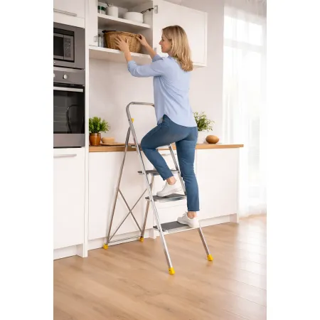 Sgabello Scaletta Pieghevole Alluminio 4 Gradini Antiscivolo Nero 150 kg