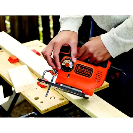 Seghetto Alternativo Black+Decker 550W Valigetta Taglio Legno Metallo