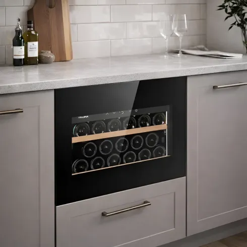 Cantinetta Vino a Incasso 17 Bottiglie Ventilata Classe F Nero LED