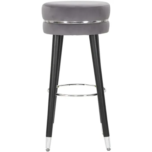 Sgabello Bar in Velluto Grigio Finitura Argento Poggiapiedi Moderno