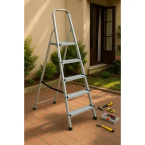 Scala 5 Gradini in Alluminio Robusta Scalini Max 150kg Richiudibile 2