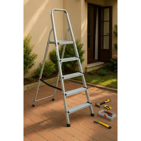 Scala 5 Gradini in Alluminio Robusta Scalini Max 150kg Richiudibile