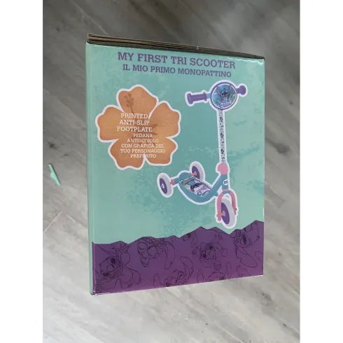Monopattino per Bambini 3 Ruote Stitch Disney Manubrio Regolabile