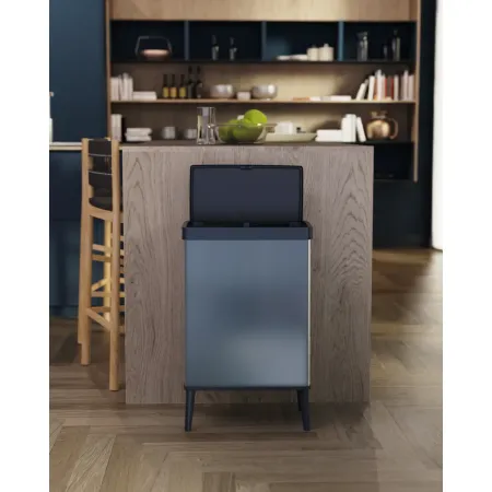 Pattumiera Keter 54L Blu Perlato Apertura Push per Cucina con Gambe