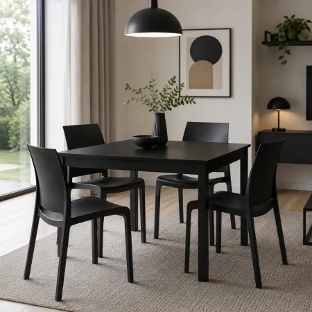 Set 4 Sedie da Pranzo in Resina Impilabili Nero con Tappi Antiscivolo