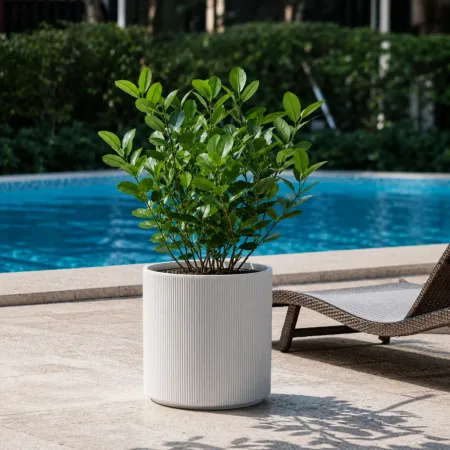 Vaso in Resina Bianco 36x35 Resistente Raggi UV Materiale Riciclabile