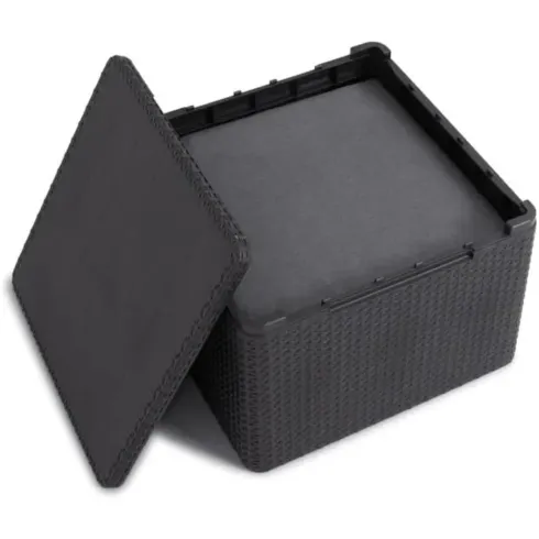 Salottino da Esterno 4 Posti in Resina Effetto Rattan con Tavolino