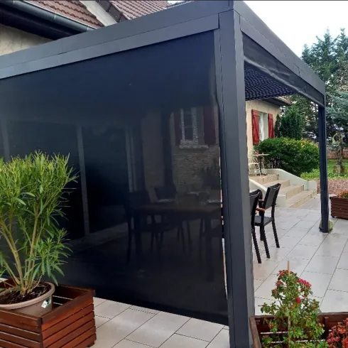 Pergola Bioclimatica in Alluminio 360x300 cm con 2 Teli Laterali Grigi