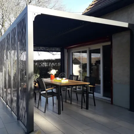 Pergola Bioclimatica in Alluminio 360x300 cm con Tenda e 5 Pannelli