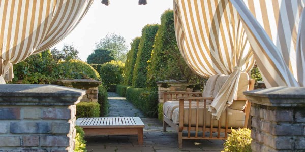 Tutti i vantaggi di un gazebo pieghevole nel proprio giardino