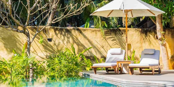 Telo ombrellone: come scegliere il colore dell’ombrellone per il tuo giardino