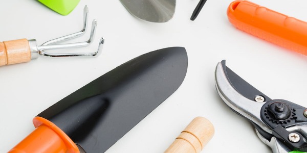 Come mantenere in buone condizioni i tuoi attrezzi da giardino
