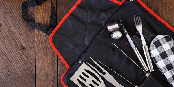 Cosa non deve mancare ad un barbecue: tutti gli accessori indispensabili