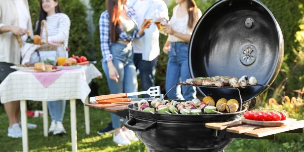 Che caratteristiche deve avere un buon barbecue? Guida completa ai barbecue moderni