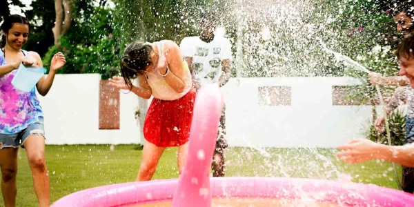 Piscina rotonda o rettangolare? Dai la giusta forma al tuo relax