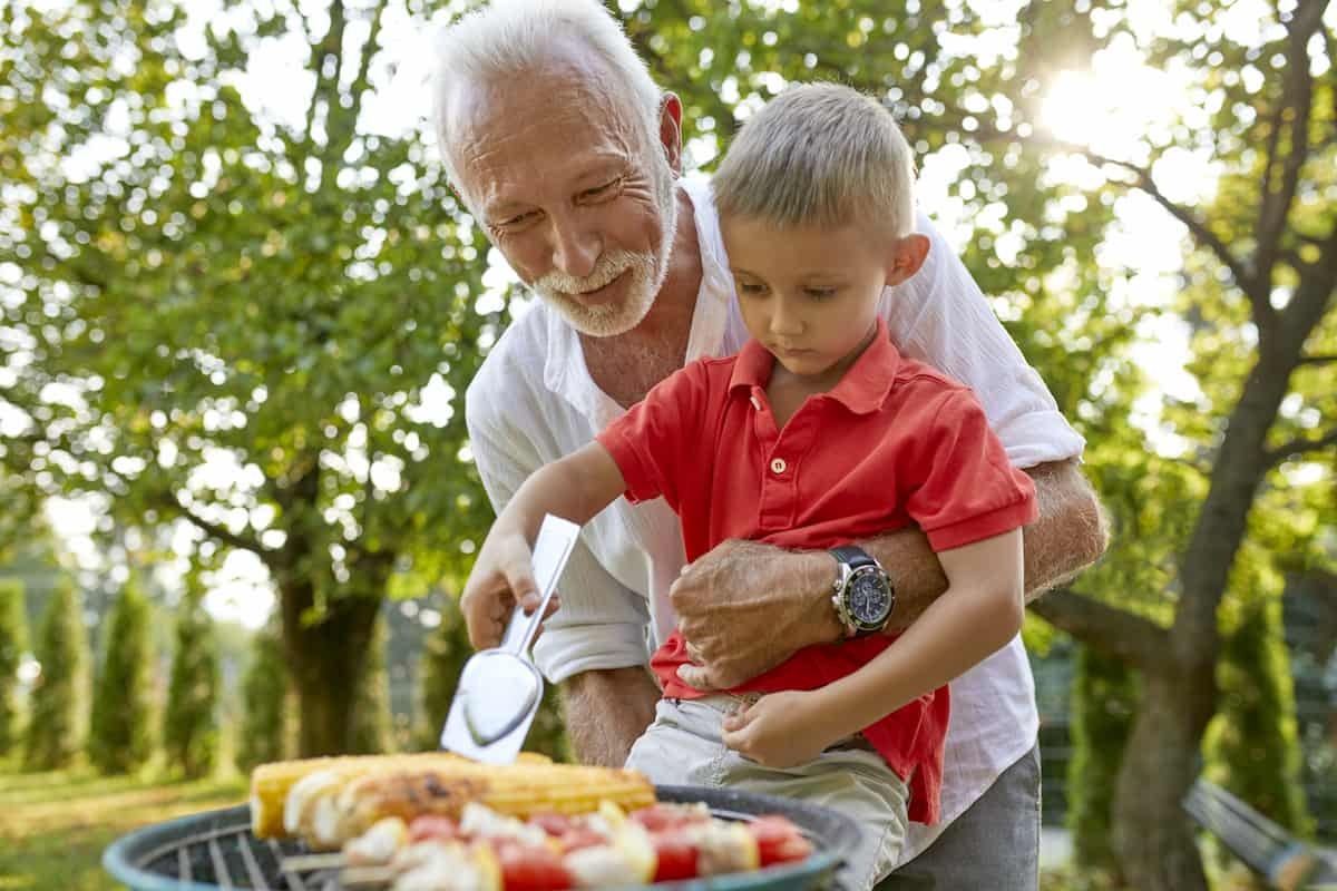 Barbecue da campeggio: tutti i vantaggi di un barbecue portatile